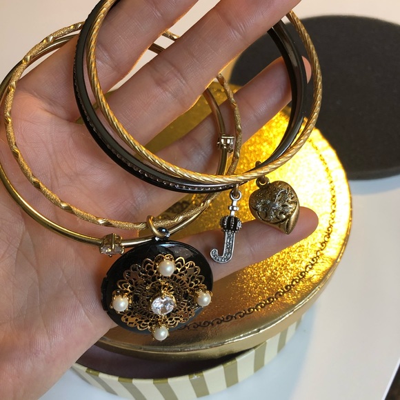🚫SOLD🚫Juicy Couture Set Of 5 Bangles - Picture 3 of 8